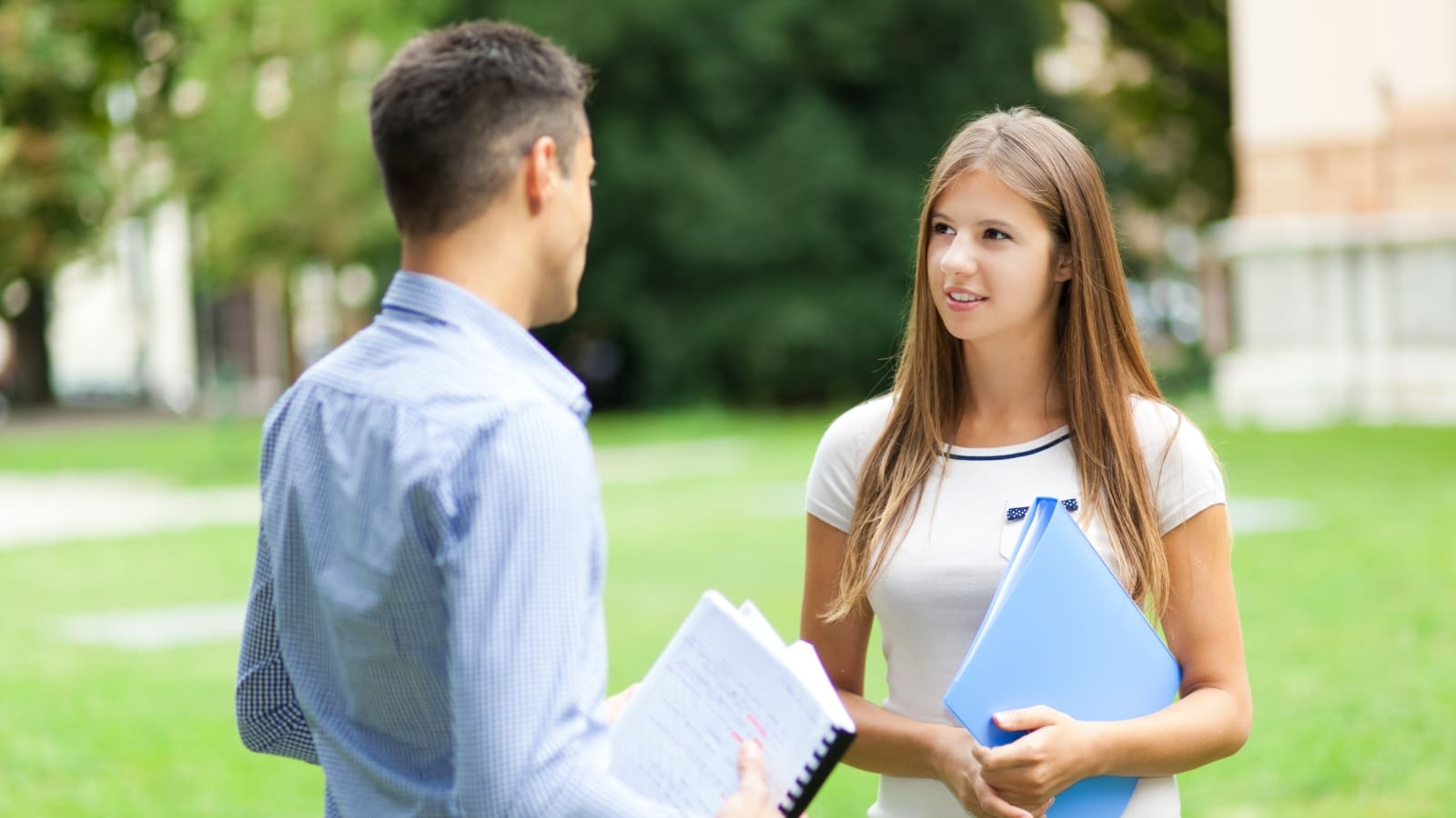 Nói chuyện với người bản xứ